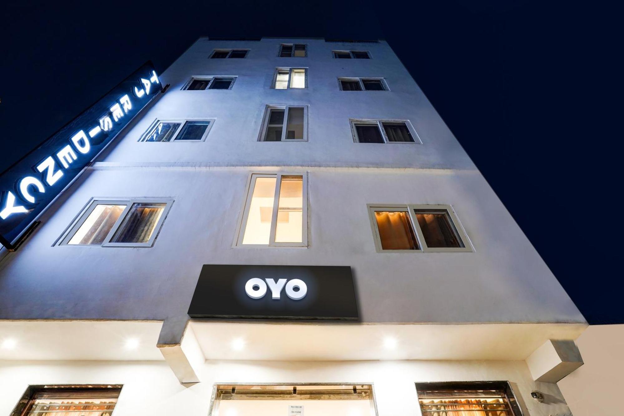 Collection O Residency Near Dwarka Sector 21 Metro Station Hotel Kapas Hera Bagian luar foto