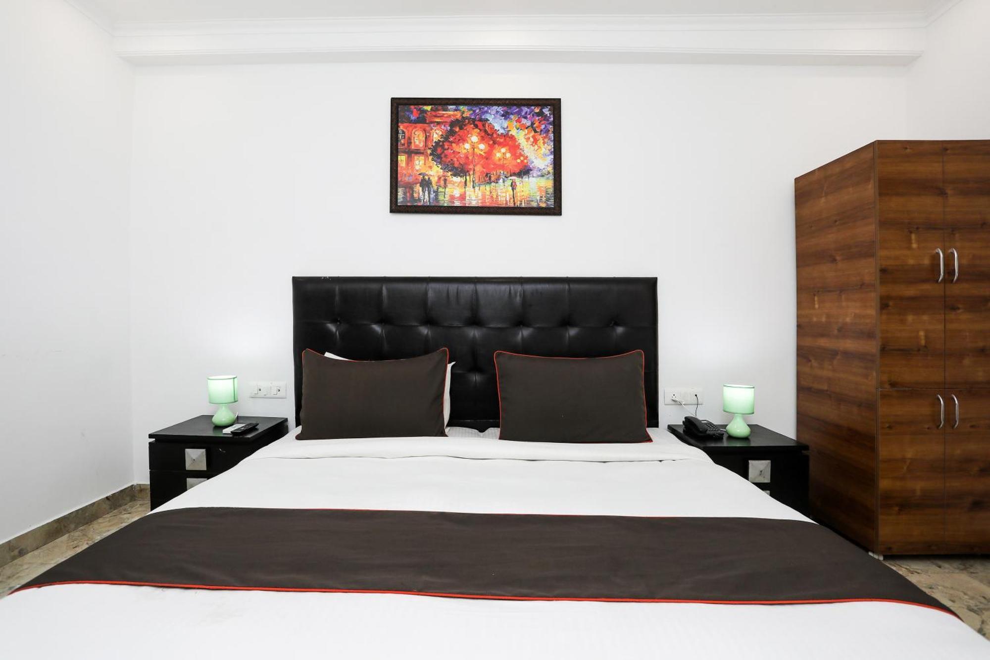 Collection O Residency Near Dwarka Sector 21 Metro Station Hotel Kapas Hera Bagian luar foto